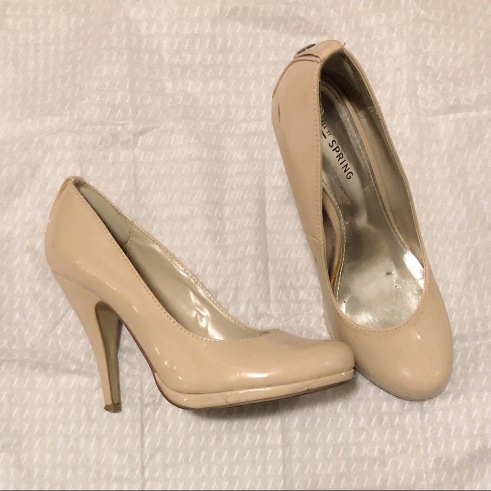 2 for $10 Spring Rounded Toe Nude Pumps US 7.5 - Picture 3 of 6